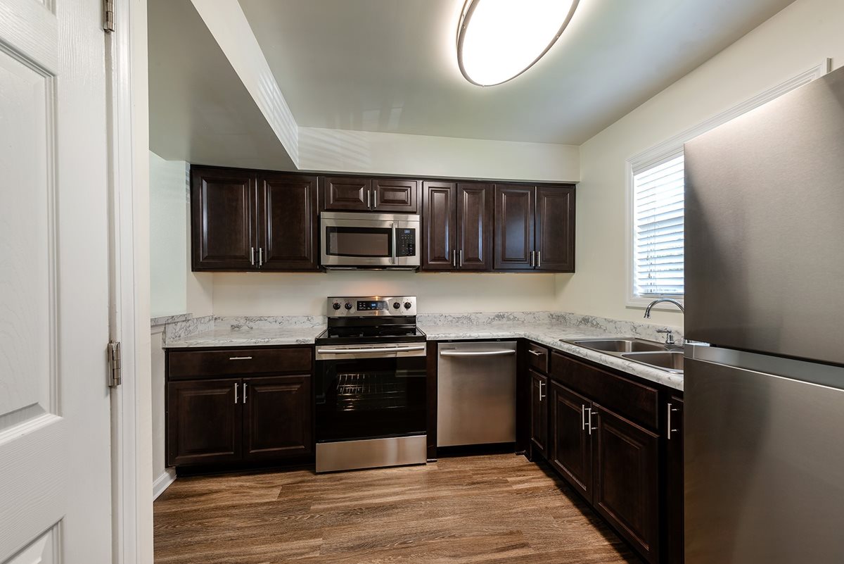 Fords Pointe Apartments And Townhomes
